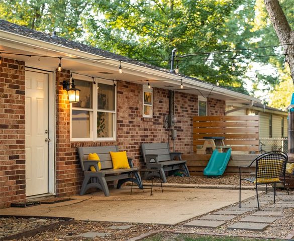 609 Dyer Street, Springdale, AR 72762