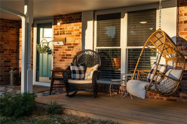 609 Dyer Street, Springdale, AR 72762