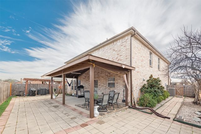 2012 Burnet Drive, Grand Prairie, TX 75052