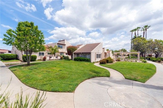 16710 Orange Ave. A1, Paramount, CA 90723