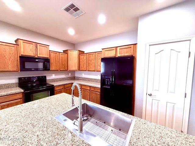 2865 N MYSTIC Court, Casa Grande, AZ 85122