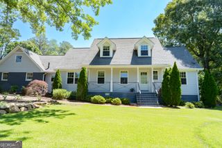 1060 OAK RIDGE Drive, Fayetteville, GA 30214