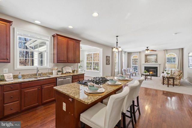 53 QUEEN LAURENS CT, Fredericksburg, VA 22406