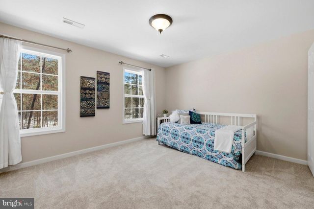 53 QUEEN LAURENS CT, Fredericksburg, VA 22406