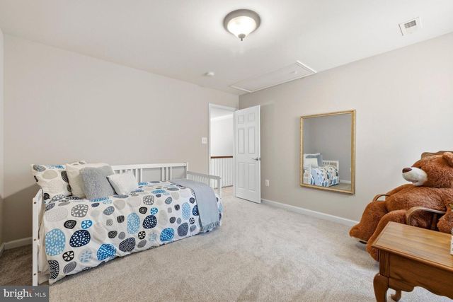 53 QUEEN LAURENS CT, Fredericksburg, VA 22406