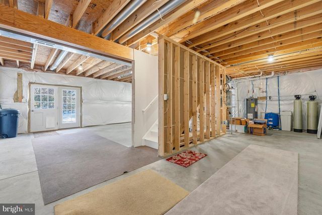 53 QUEEN LAURENS CT, Fredericksburg, VA 22406