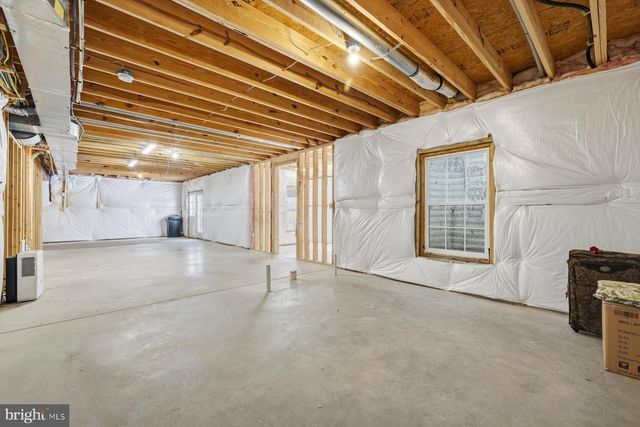 53 QUEEN LAURENS CT, Fredericksburg, VA 22406