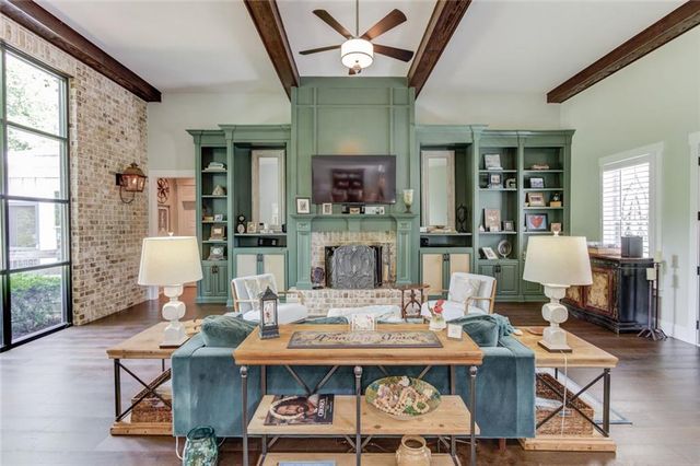 5741 Shadburn Ferry Road, Buford, GA 30518