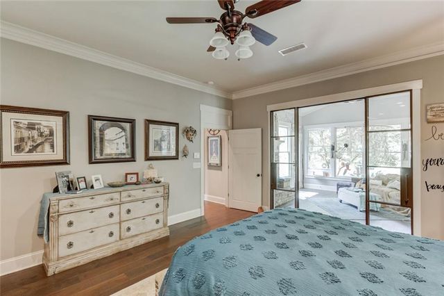 5741 Shadburn Ferry Road, Buford, GA 30518
