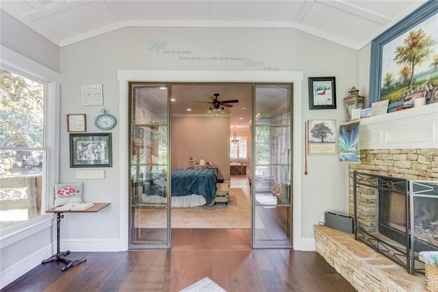 5741 Shadburn Ferry Road, Buford, GA 30518