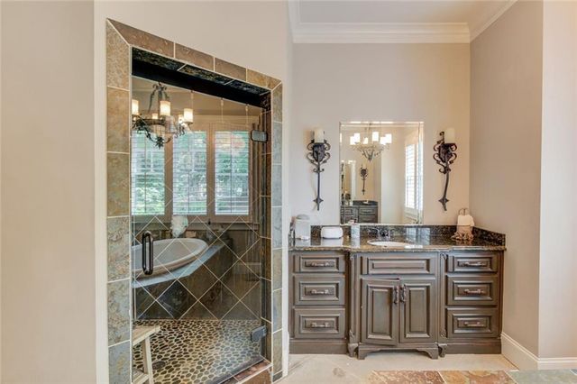 5741 Shadburn Ferry Road, Buford, GA 30518