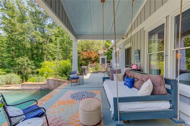 5741 Shadburn Ferry Road, Buford, GA 30518