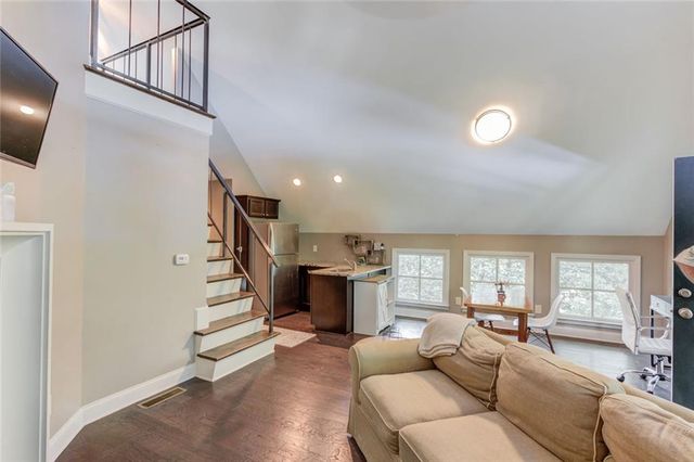 5741 Shadburn Ferry Road, Buford, GA 30518