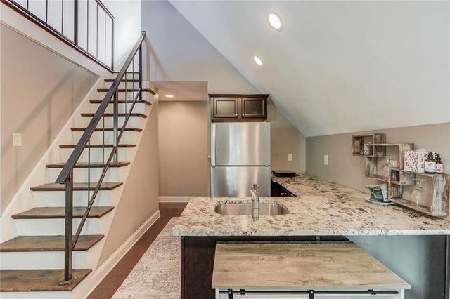 5741 Shadburn Ferry Road, Buford, GA 30518