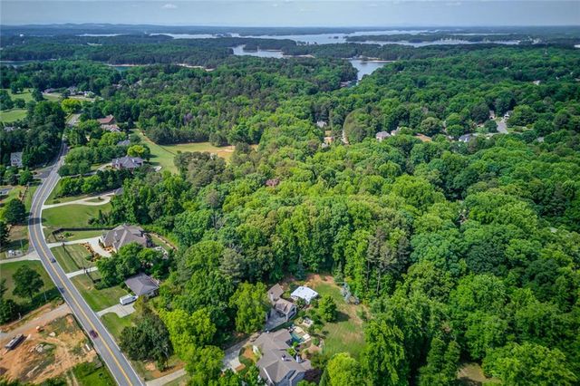 5741 Shadburn Ferry Road, Buford, GA 30518