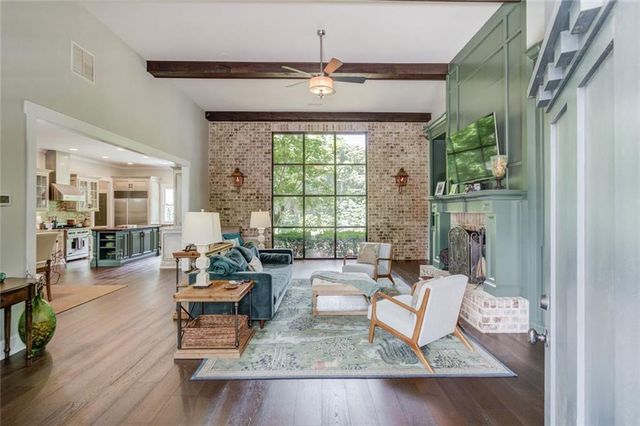 5741 Shadburn Ferry Road, Buford, GA 30518