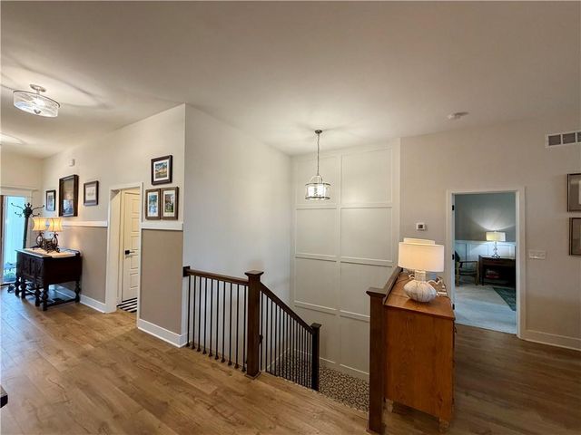 217 SW Davenport Drive, Blue Springs, MO 64014