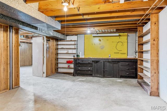 4391 Rhine Drive, Florissant, MO 63033