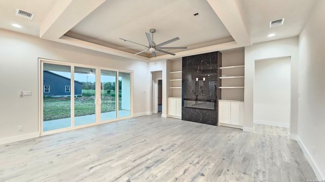 9849 VISTA CIR, San Antonio, TX 78263