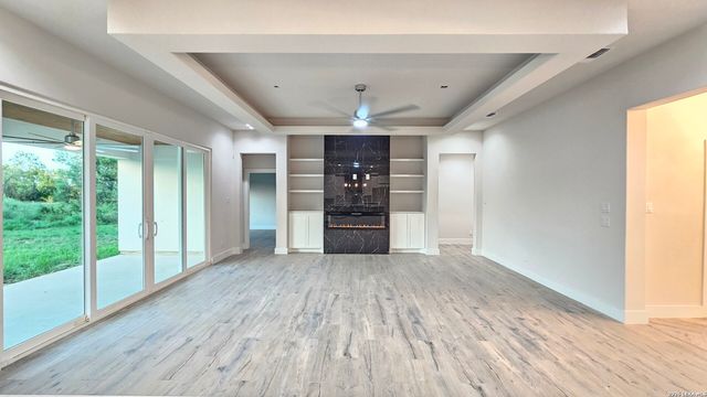 9849 VISTA CIR, San Antonio, TX 78263
