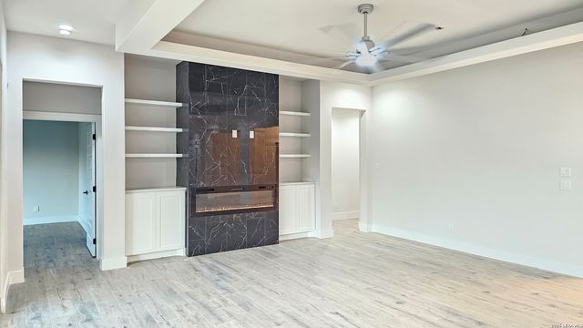 9849 VISTA CIR, San Antonio, TX 78263