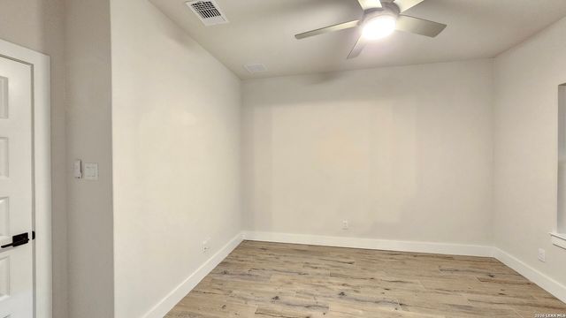 9849 VISTA CIR, San Antonio, TX 78263