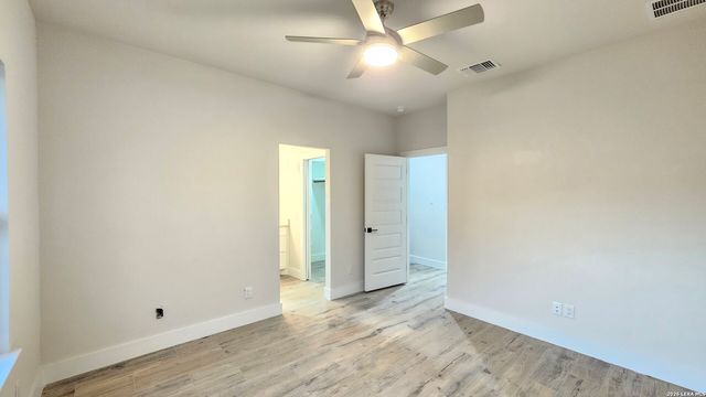 9849 VISTA CIR, San Antonio, TX 78263