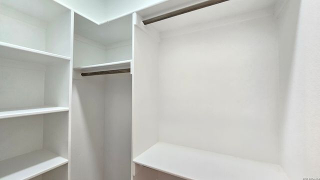 9849 VISTA CIR, San Antonio, TX 78263