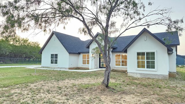 9849 VISTA CIR, San Antonio, TX 78263