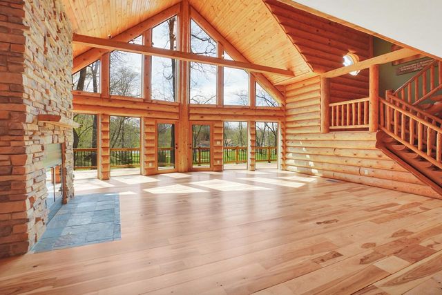 34025 Venice Park ROAD, Delafield, WI 53018