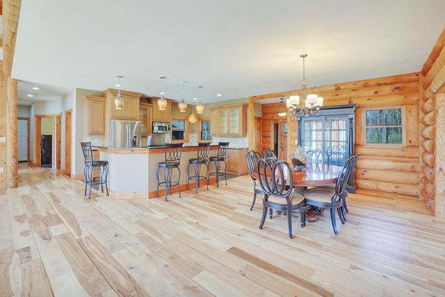 34025 Venice Park ROAD, Delafield, WI 53018