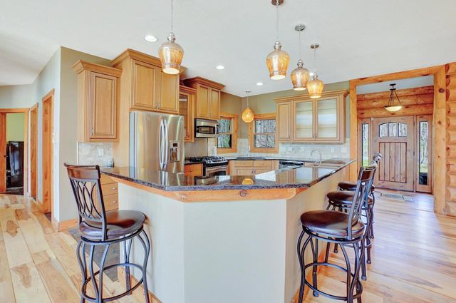 34025 Venice Park ROAD, Delafield, WI 53018