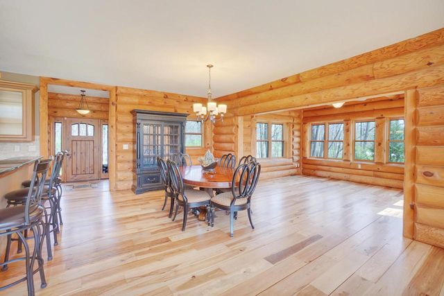 34025 Venice Park ROAD, Delafield, WI 53018