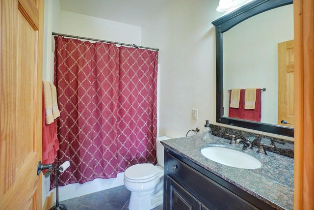 34025 Venice Park ROAD, Delafield, WI 53018