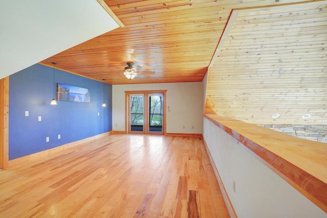34025 Venice Park ROAD, Delafield, WI 53018