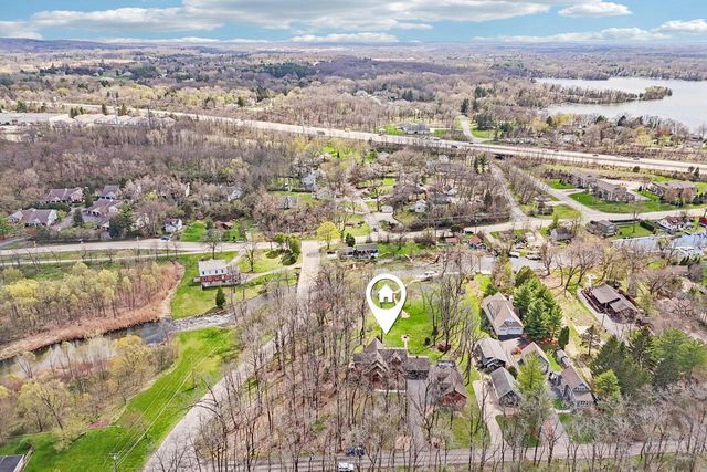 34025 Venice Park ROAD, Delafield, WI 53018