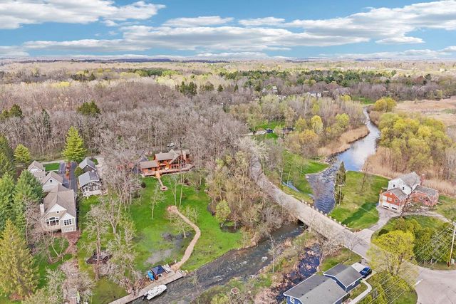 34025 Venice Park ROAD, Delafield, WI 53018