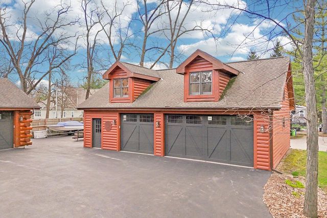 34025 Venice Park ROAD, Delafield, WI 53018