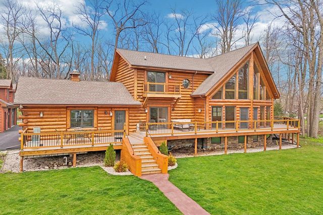 34025 Venice Park ROAD, Delafield, WI 53018