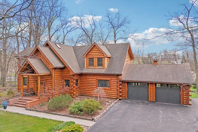 34025 Venice Park ROAD, Delafield, WI 53018