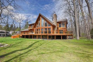34025 Venice Park ROAD, Delafield, WI 53018