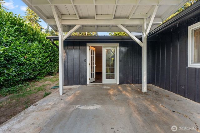 8520 David Day Drive NW, Gig Harbor, WA 98332
