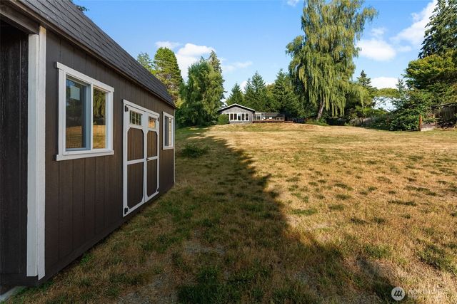 8520 David Day Drive NW, Gig Harbor, WA 98332