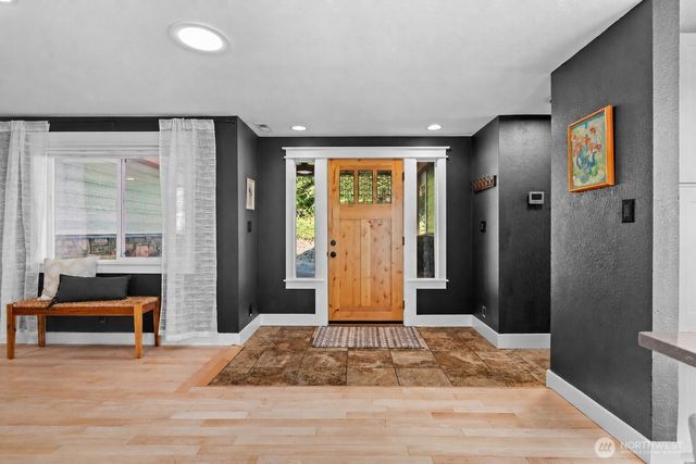 8520 David Day Drive NW, Gig Harbor, WA 98332