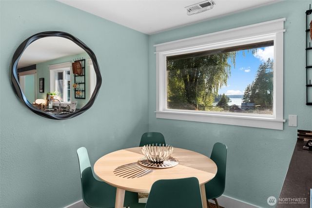 8520 David Day Drive NW, Gig Harbor, WA 98332