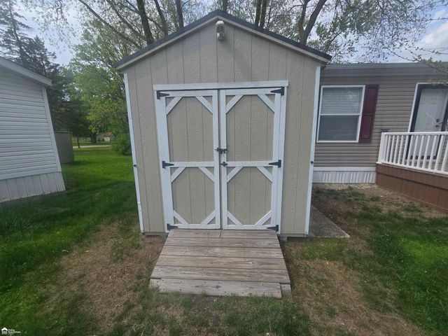 4101 S Sheridan Road, Lennon, MI 48449