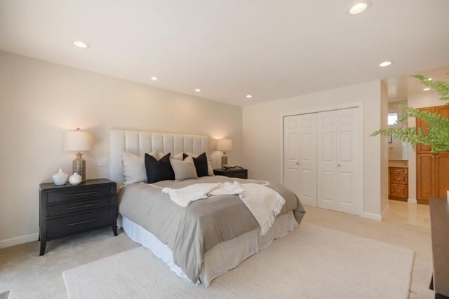 27133 Adonna Court, Los Altos Hills, CA 94022