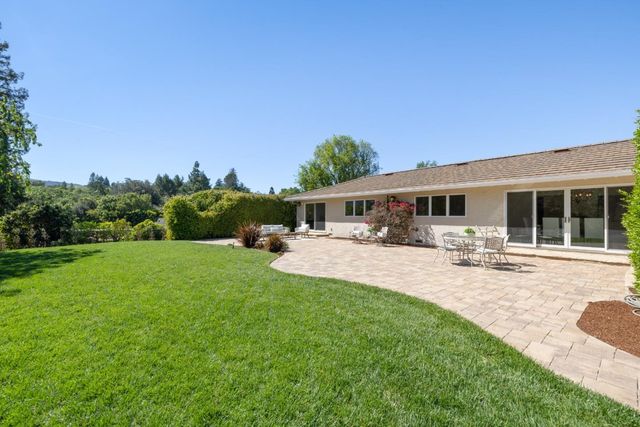 27133 Adonna Court, Los Altos Hills, CA 94022