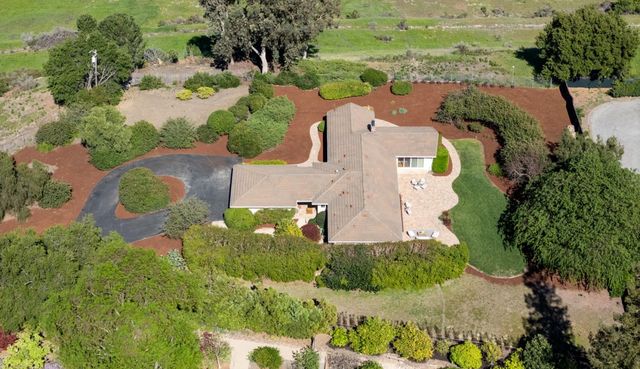 27133 Adonna Court, Los Altos Hills, CA 94022