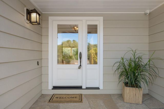 27133 Adonna Court, Los Altos Hills, CA 94022